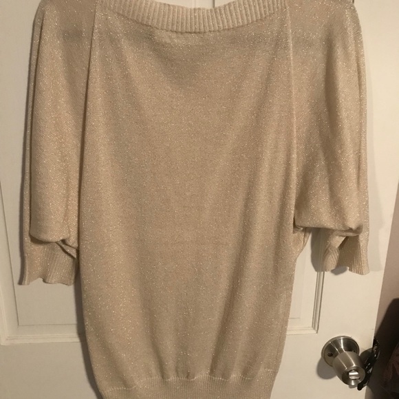 New York & Company Light Gold Sweater Medium - Picture 4 of 5
